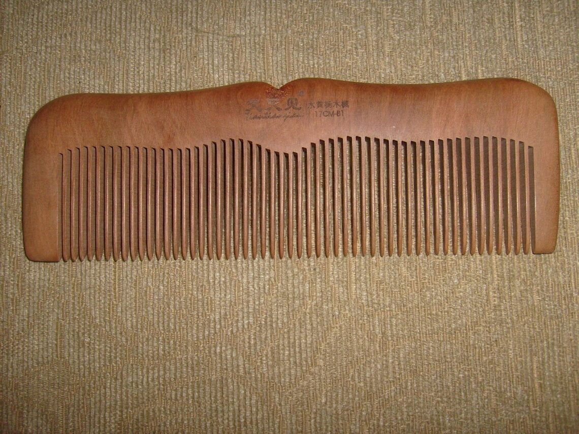 comb, wooden, hair-16798.jpg